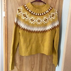 American Eagle Sweater